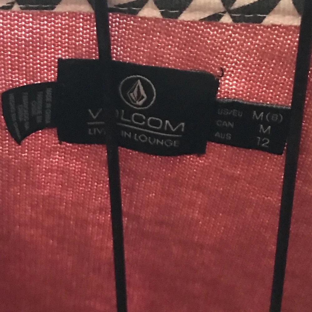 Volcom Sweater - Picture 2 of 2